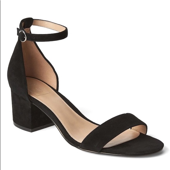 GAP Black Suede Block Heels - Picture 2 of 6